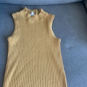 Yellow turtle neck